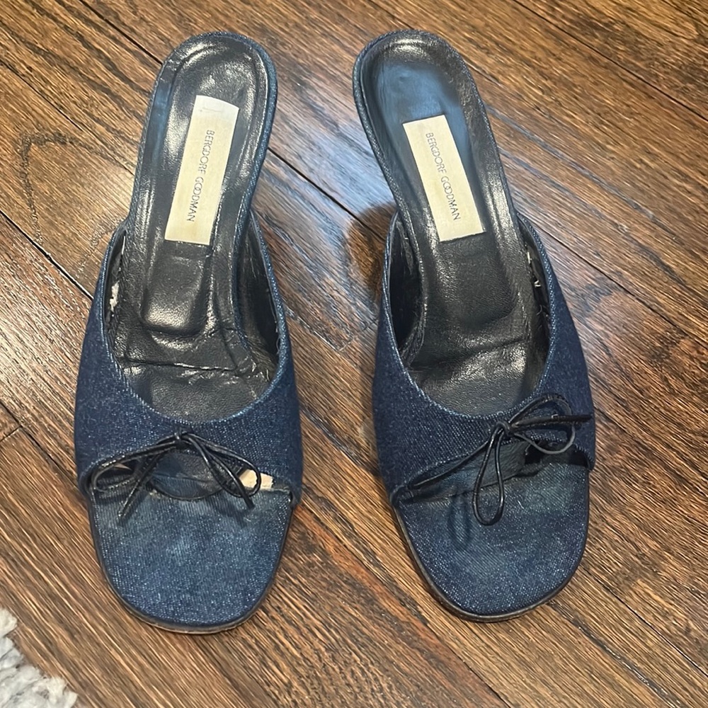 Bergdorf Goodman kitten heel